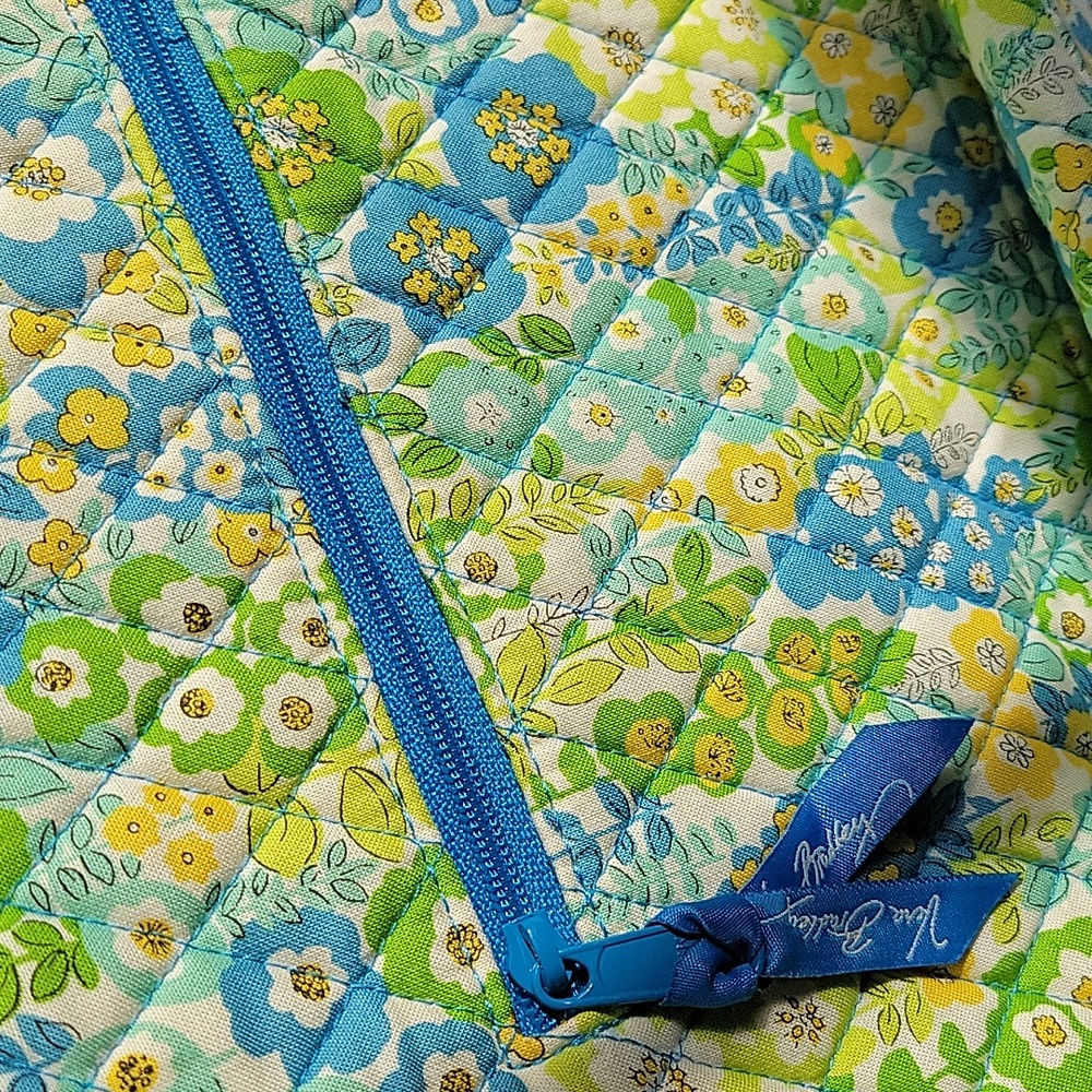Large Vera Bradley Hobo Purse - Picture 6 of 9